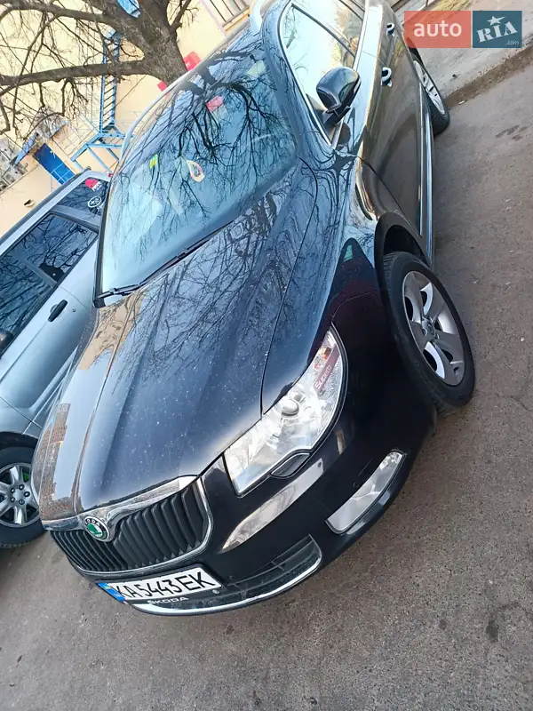2010 skoda superb