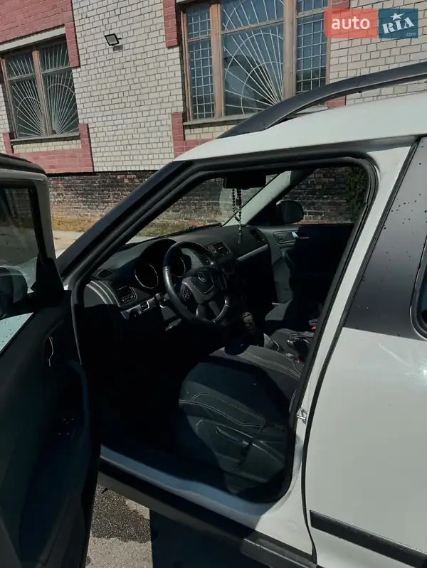 2012 skoda yeti