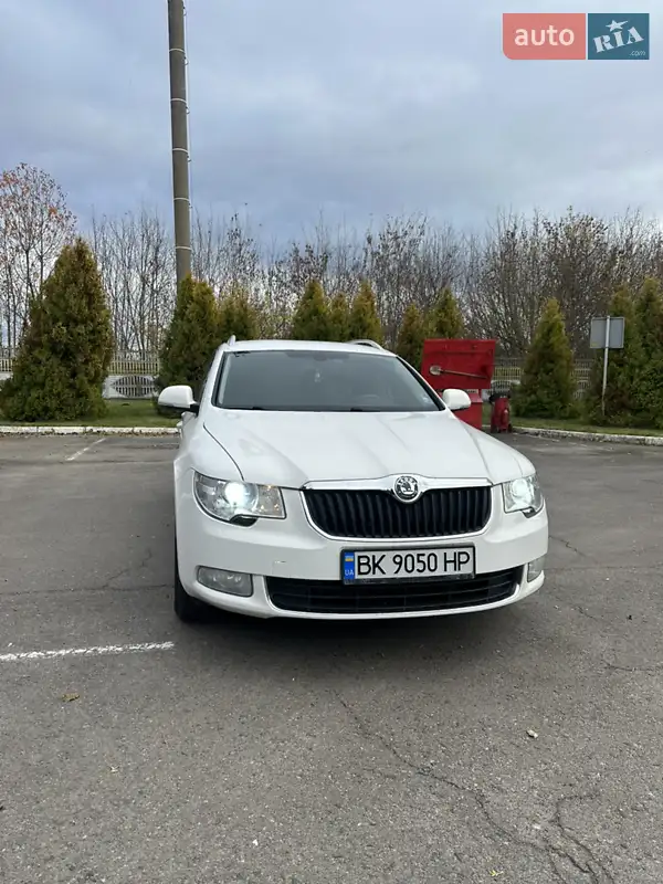2012 skoda superb
