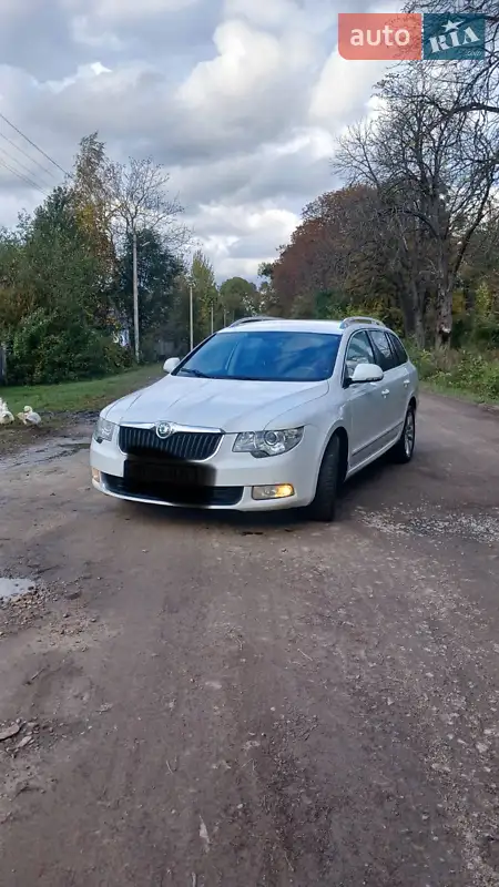 2012 skoda superb