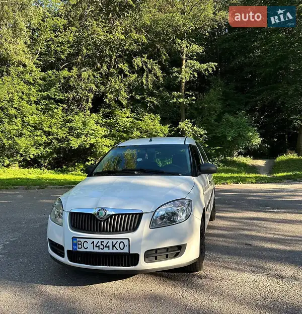 2009 skoda roomster