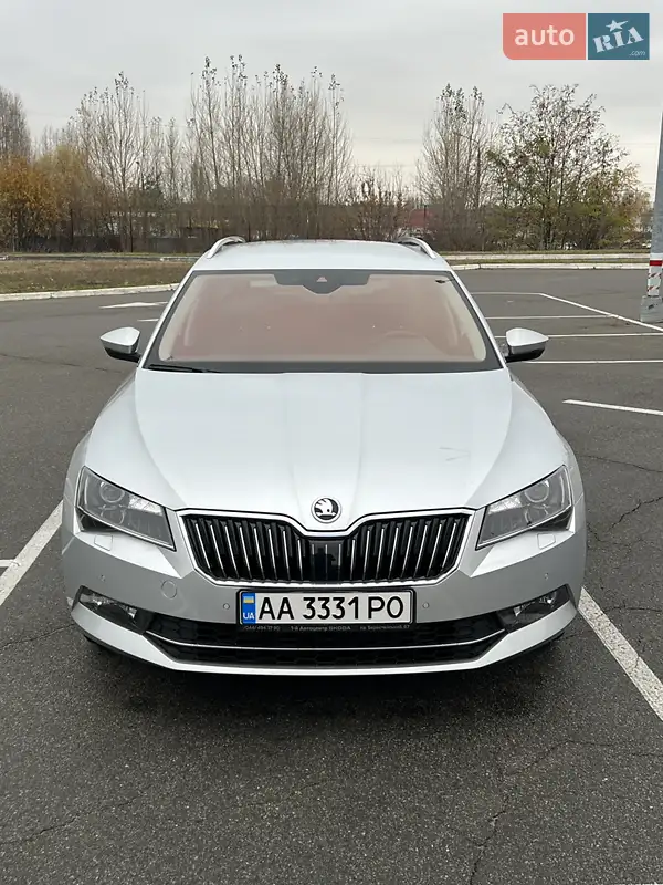 2019 skoda superb