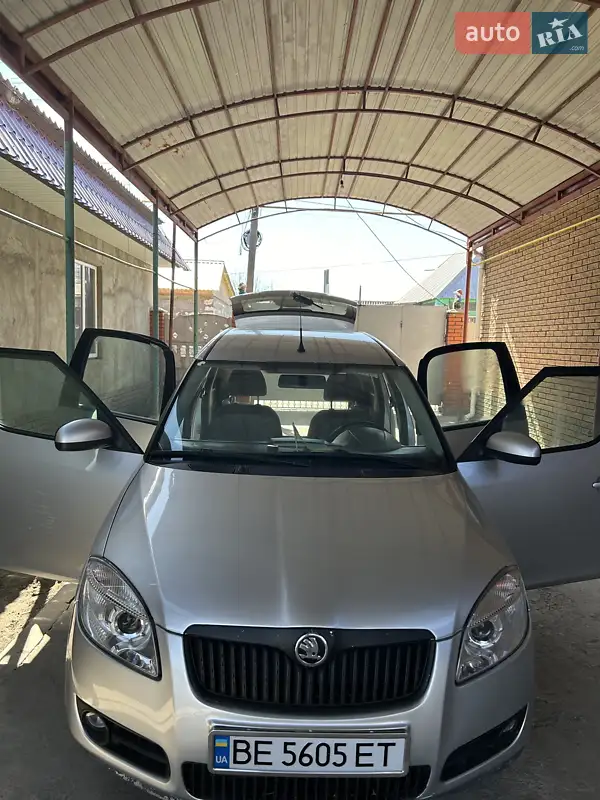 2008 skoda roomster