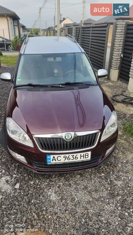 2012 skoda roomster