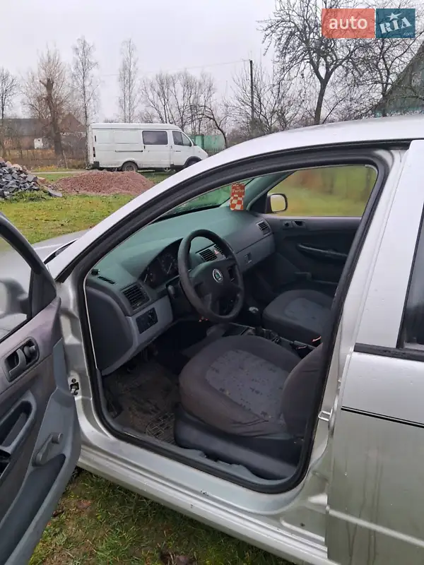 2000 skoda fabia
