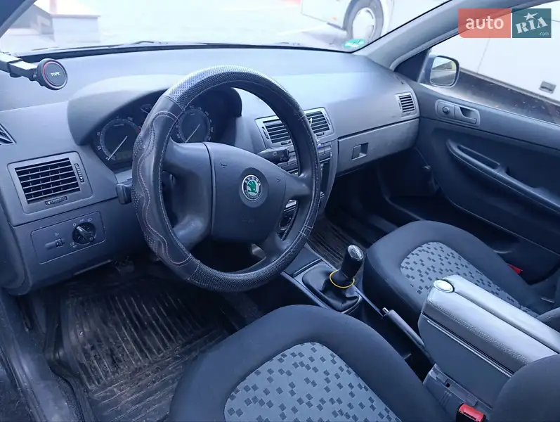 2004 skoda fabia