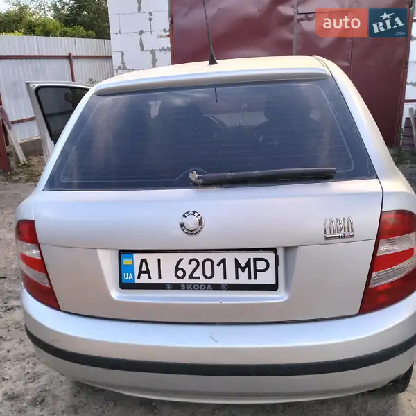 2005 skoda fabia