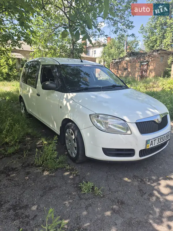 2008 skoda praktik