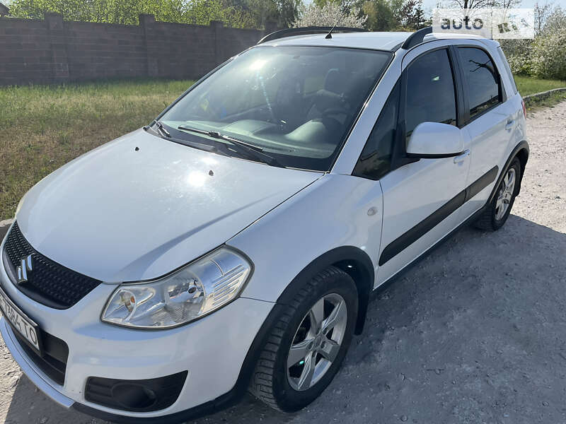 2013 suzuki sx-4