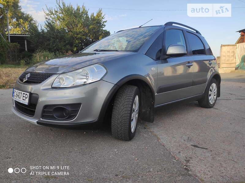 2013 suzuki sx-4