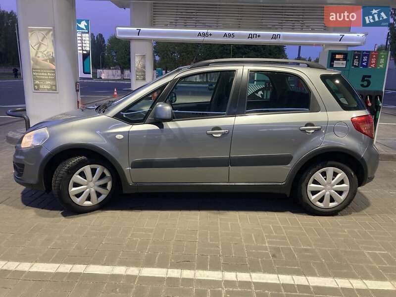 2013 suzuki sx4