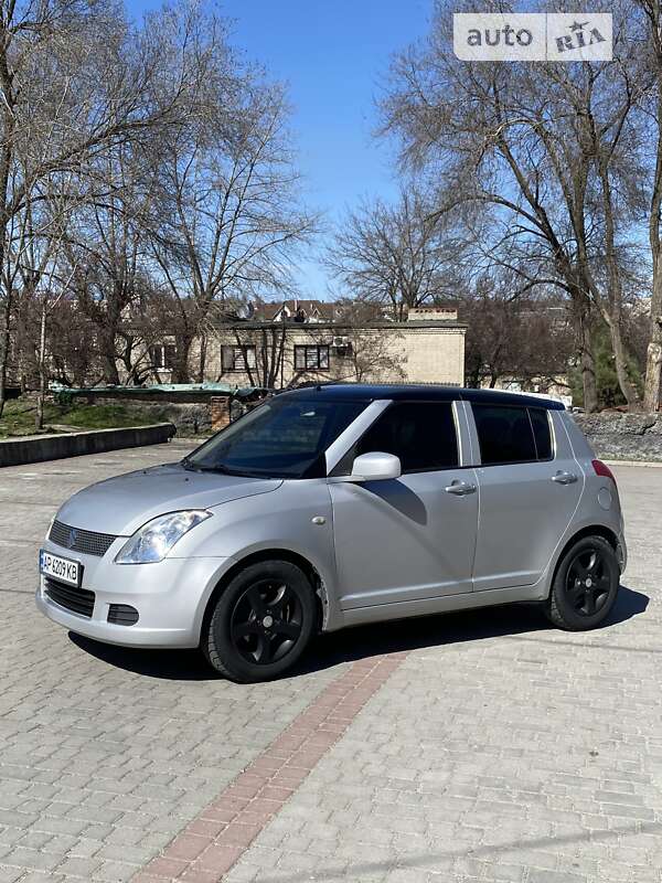 2005 suzuki swift