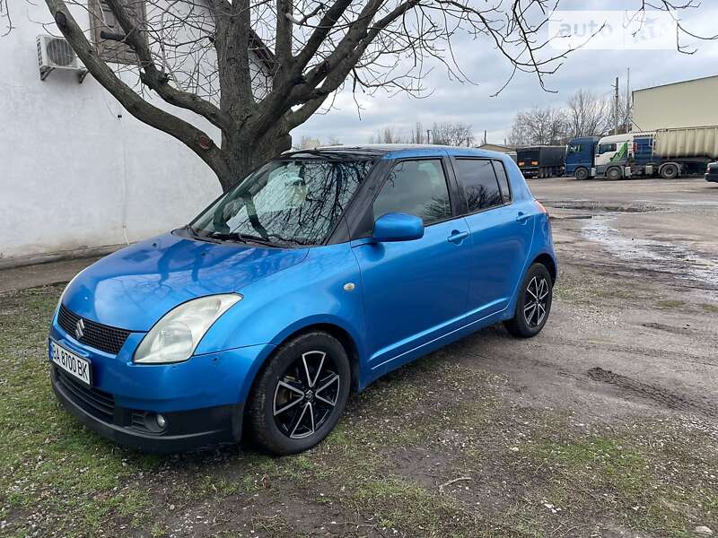 2005 suzuki swift