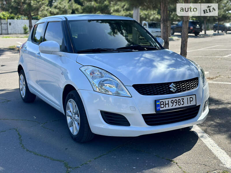 2012 suzuki swift
