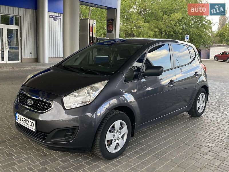 2012 kia venga