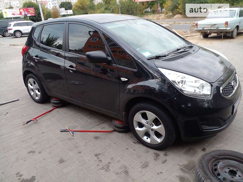 2013 kia venga