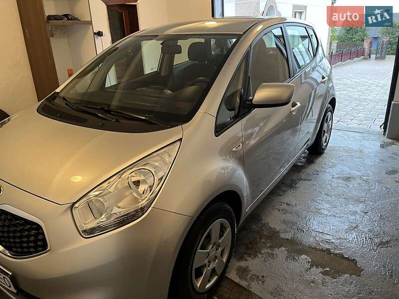 2015 kia venga