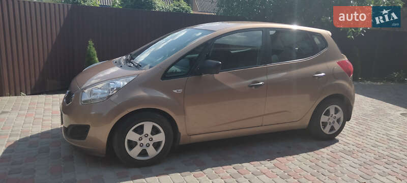 2012 kia venga