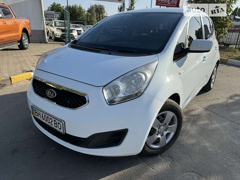 2012 kia venga