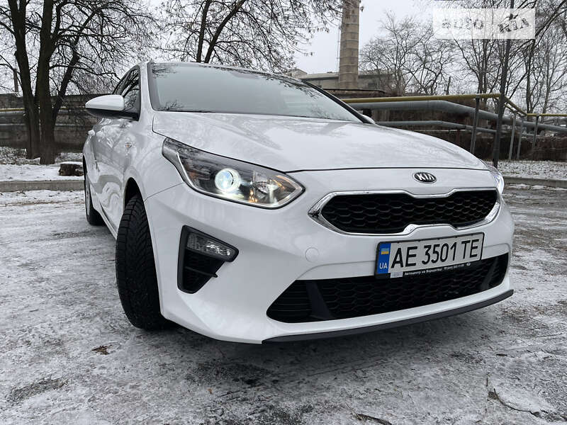 2021 kia ceed