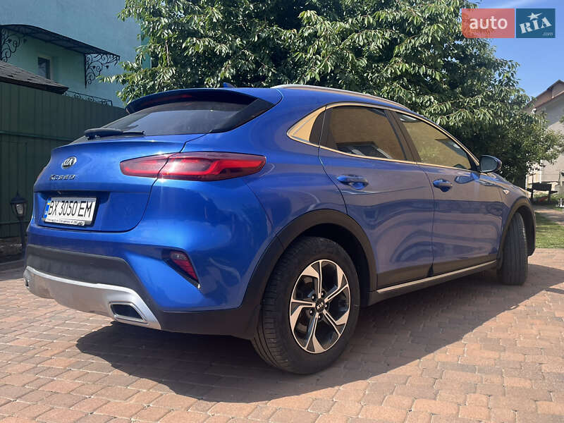 2020 kia xceed