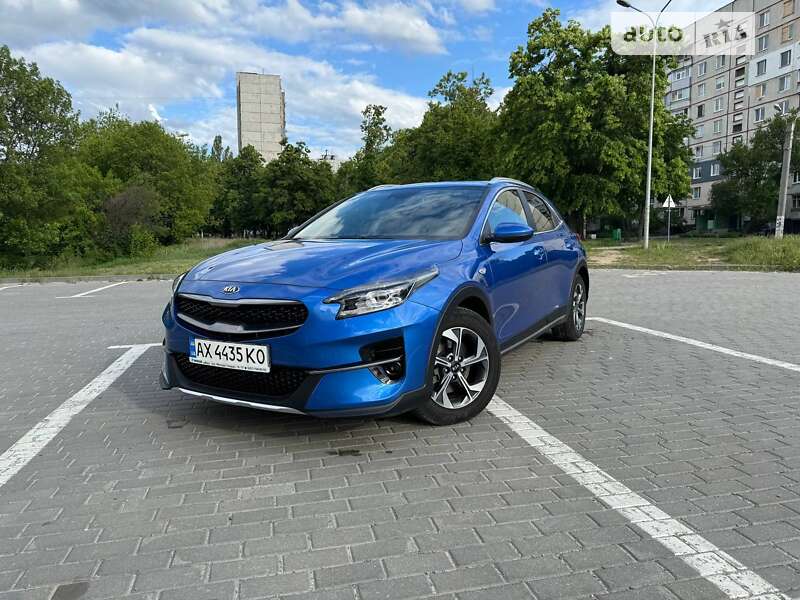 2020 kia xceed