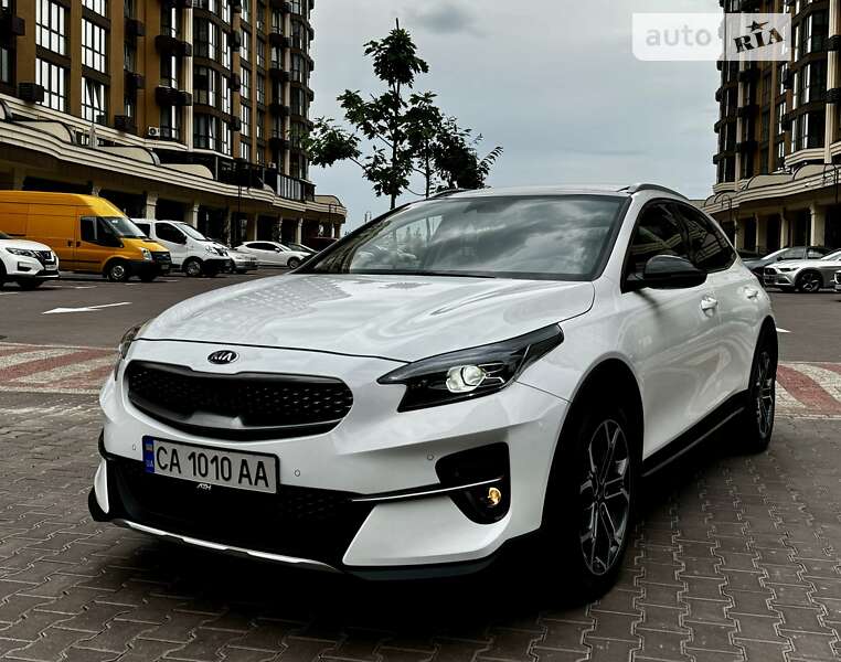 2020 kia xceed