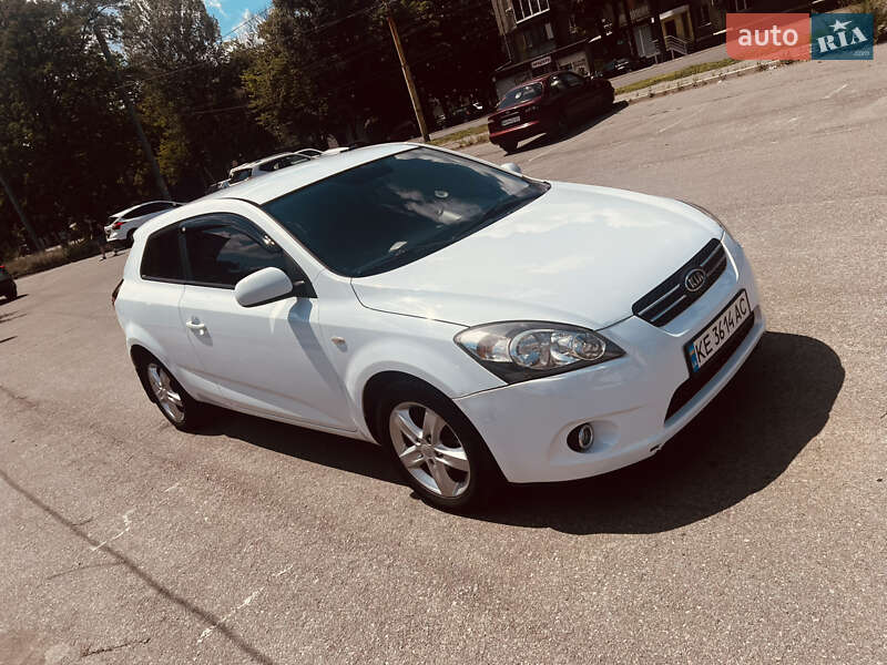 2010 kia ceed