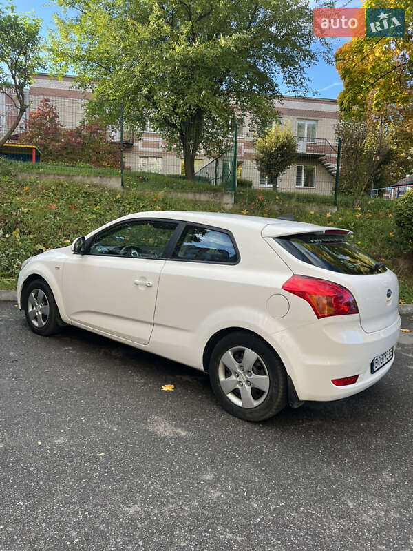 2010 kia ceed