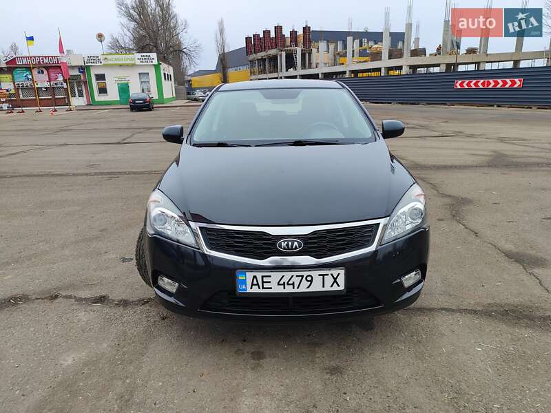 2010 kia ceed