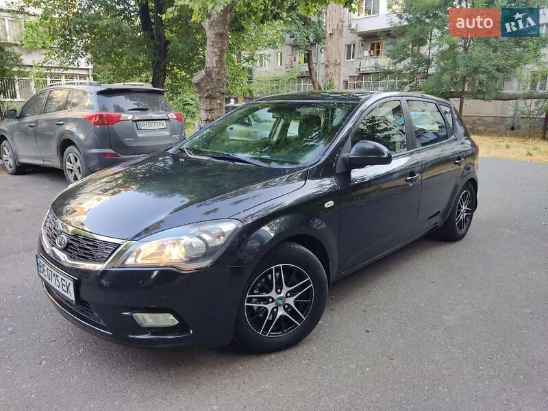 2010 kia ceed