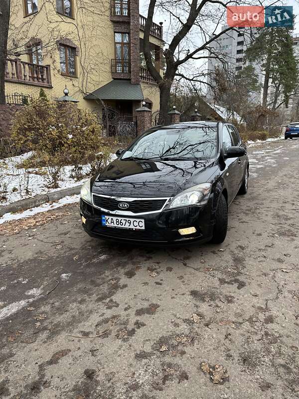2010 kia ceed