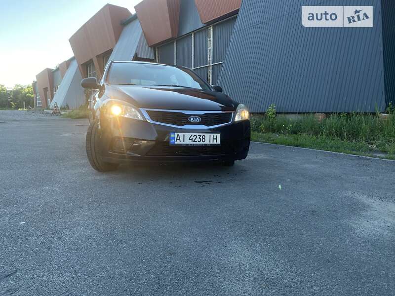 2010 kia ceed