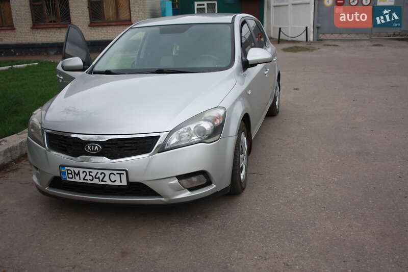 2010 kia ceed