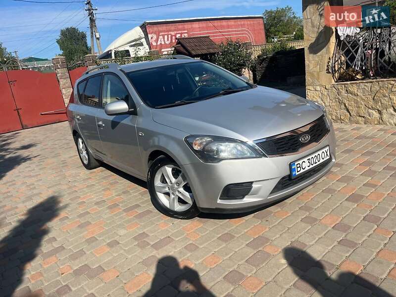 2010 kia ceed