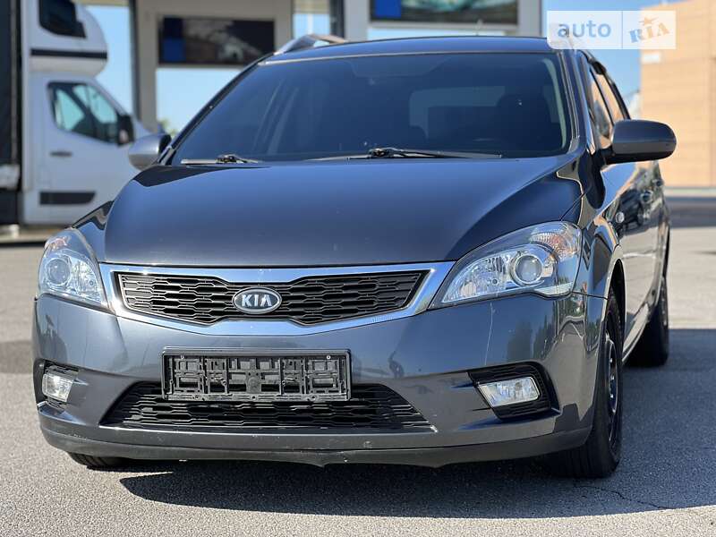 2010 kia ceed