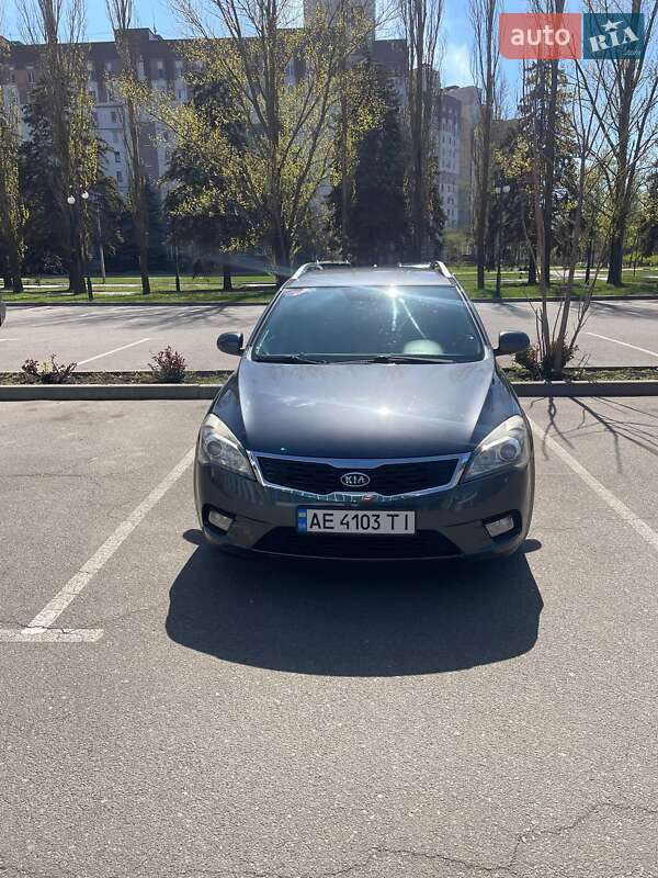 2010 kia ceed