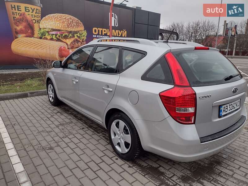 2010 kia ceed