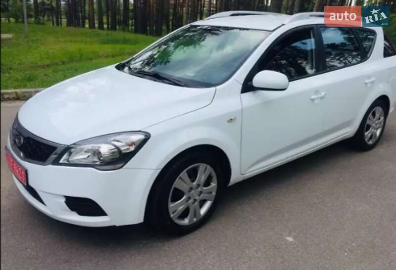 2011 kia ceed