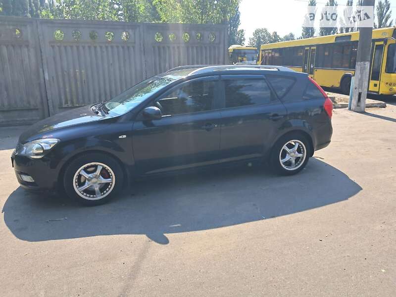 2010 kia ceed