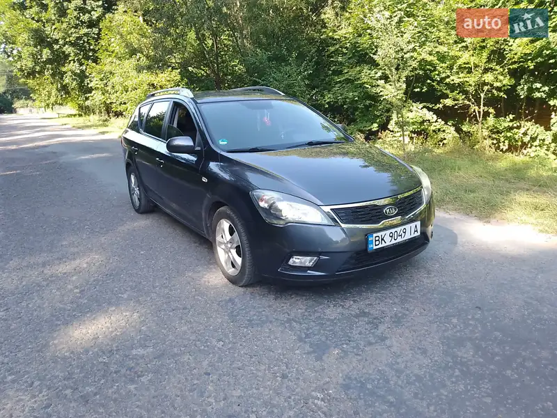 2010 kia ceed