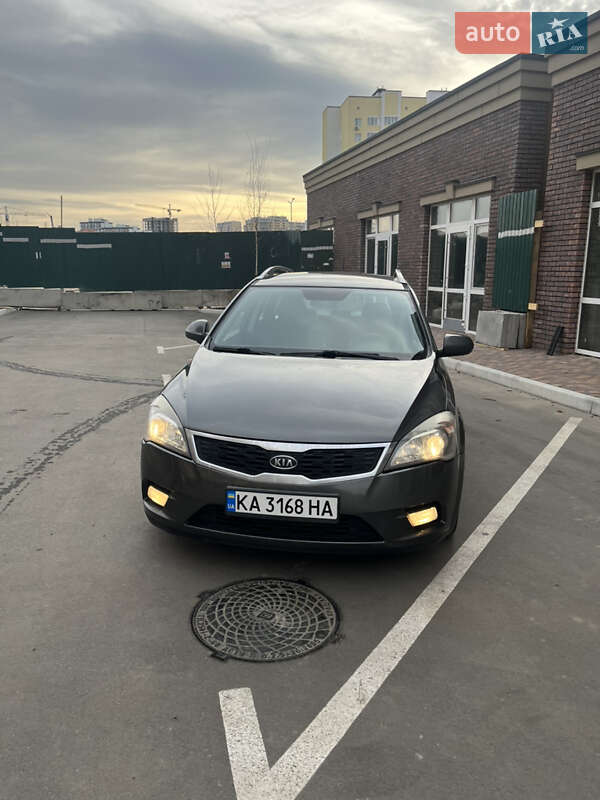 2010 kia ceed