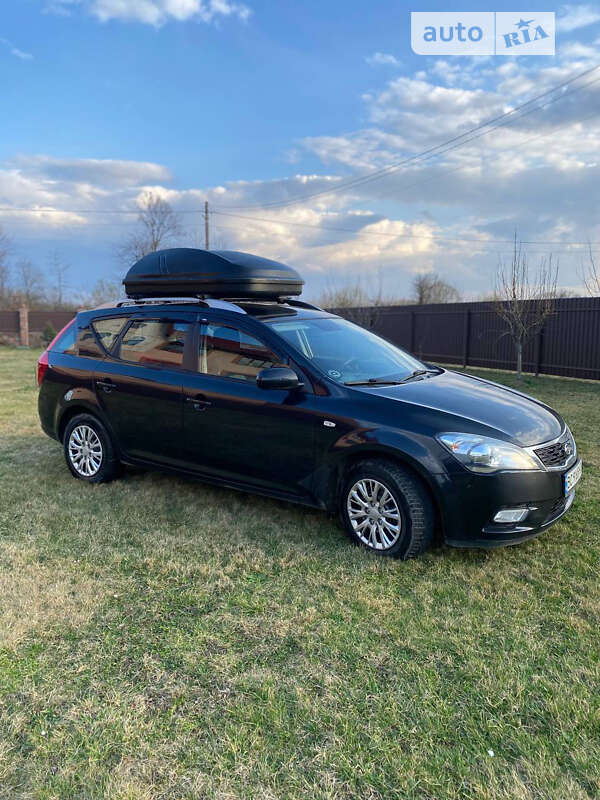 2010 kia ceed