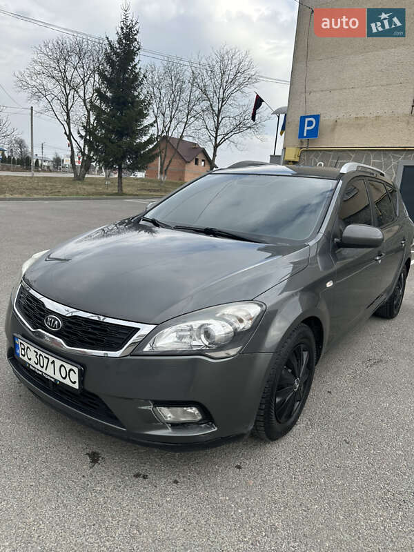 2010 kia ceed