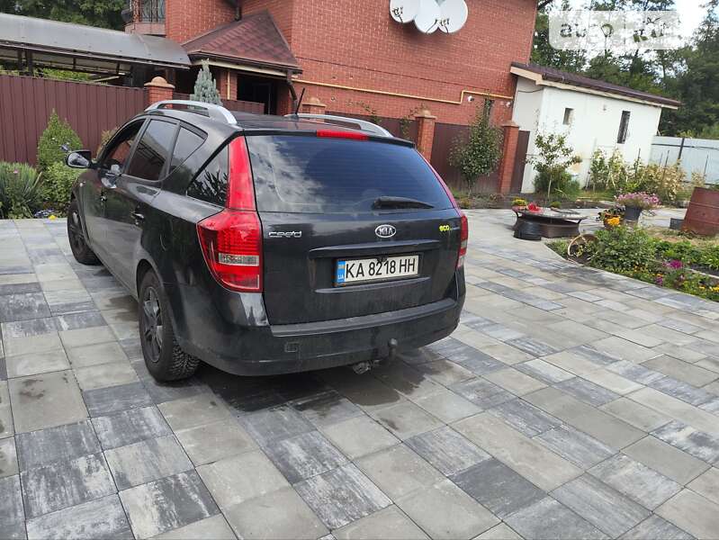 2010 kia ceed