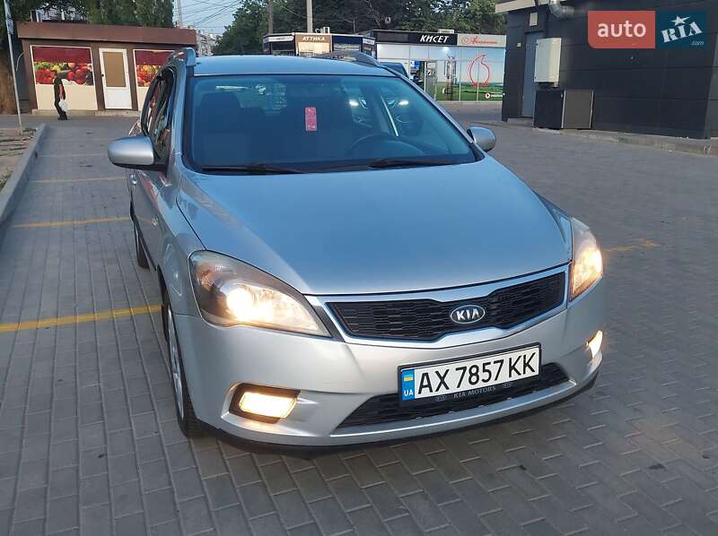 2010 kia ceed