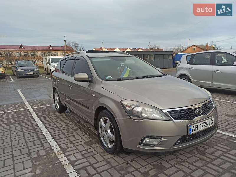 2011 kia ceed