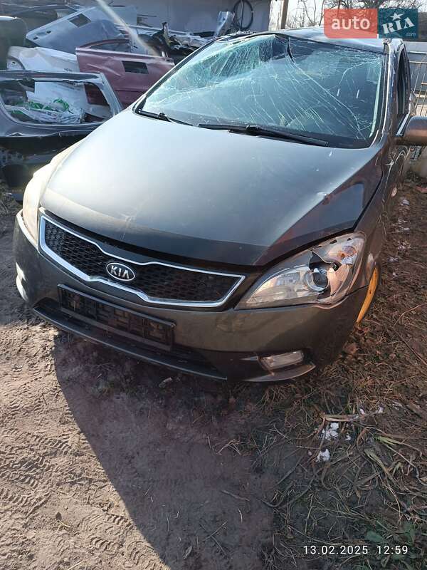 2011 kia ceed