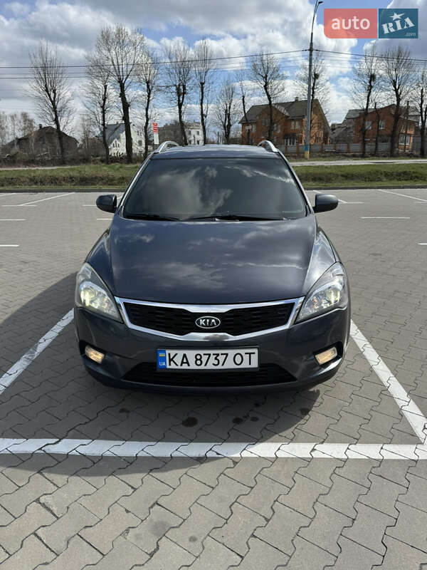 2011 kia ceed