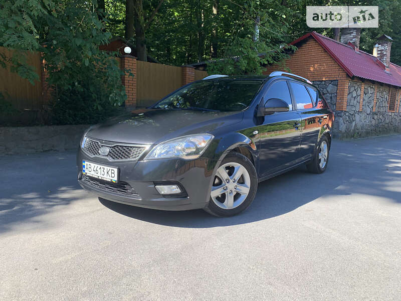 2012 kia ceed